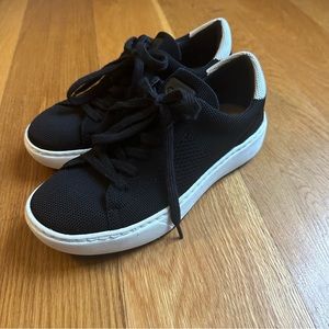 Sofft Black Sneakers